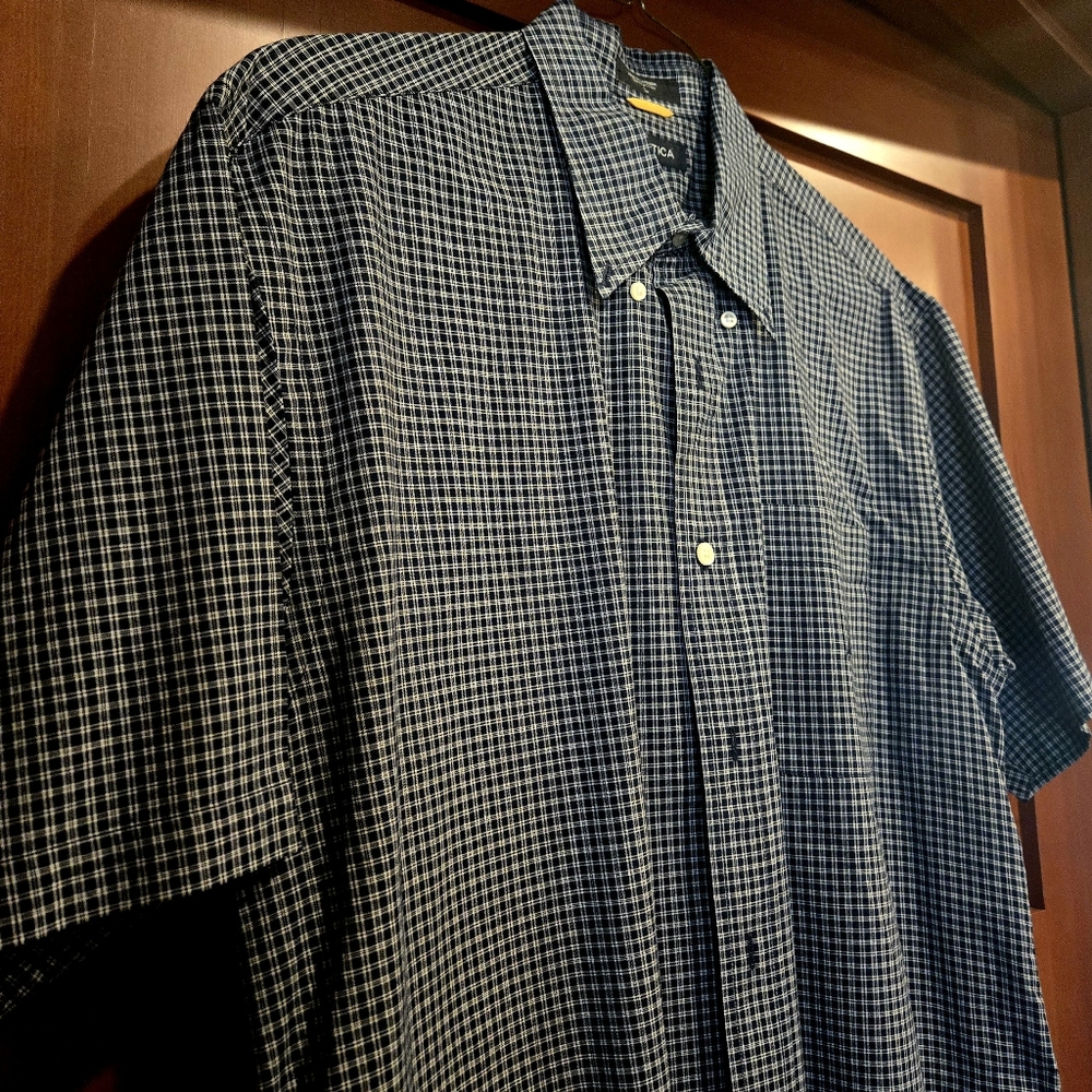 Nautica Navy Checkered Casual Shirt - Picture 3 of 6